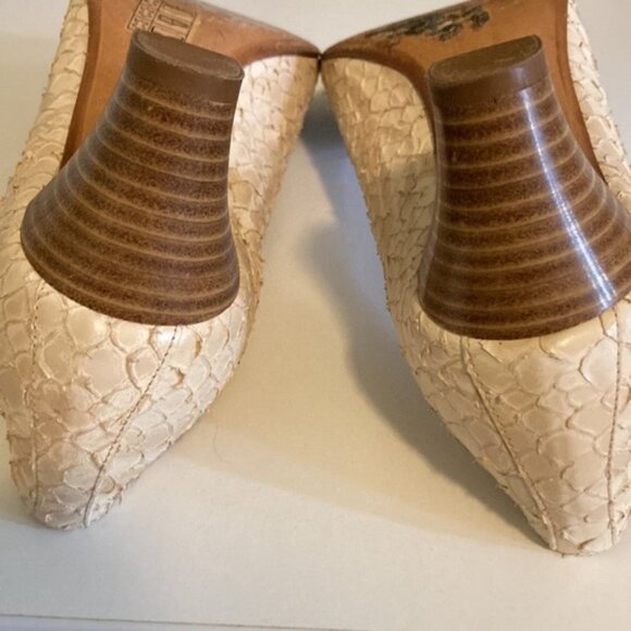 👠✨ Vintage Rolando Bellagio Beige & Taupe Leather Block Heel Pumps  ✨👠 - Picture 7 of 11